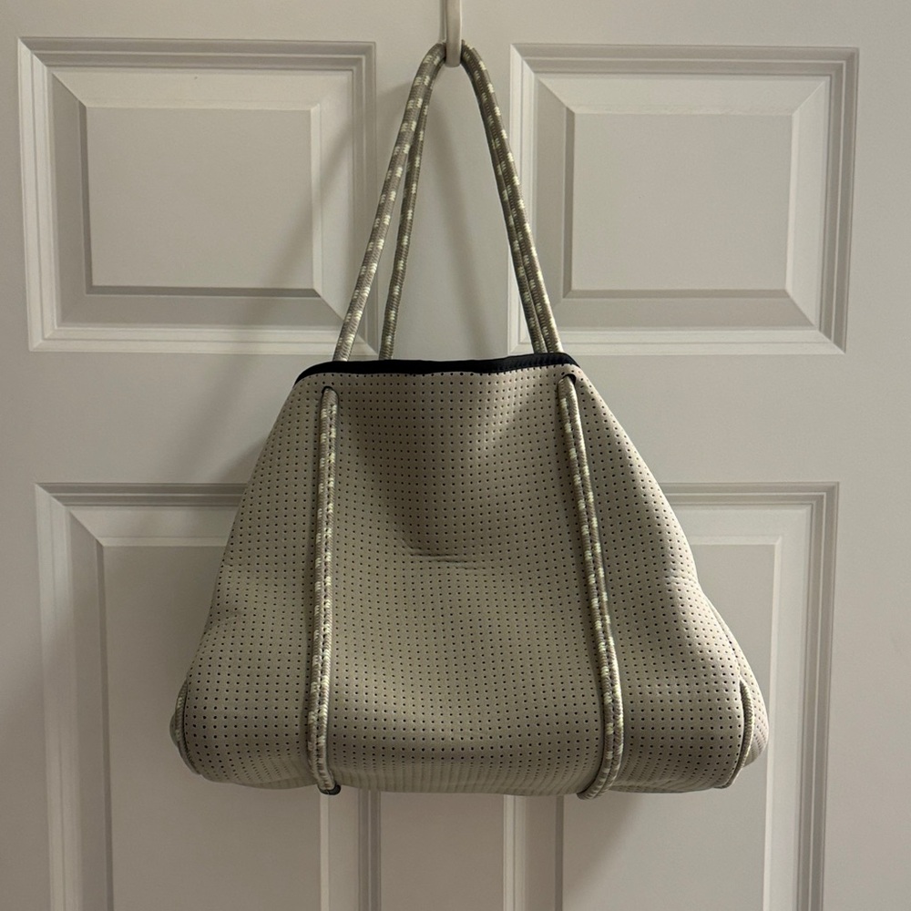 Elegant Beige Tote Bag
